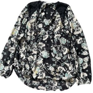 Love on A Hanger Womens floral blouse